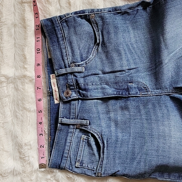 EUC Distressed Levi's Mile High Super Skinny Jeans 28 From Free People 👖 - Picture 5 of 11